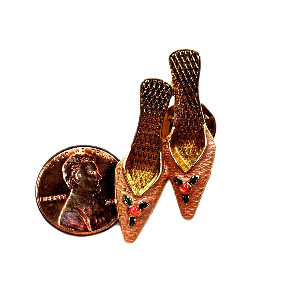 Avon Pink Enamel Shoe Pin Lapel Tie Tack Pink Kitten Heels Vintage Y2k Coquette